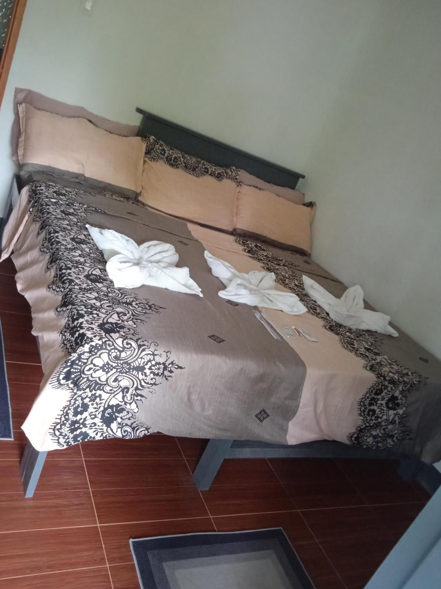 Sarah'S Garden Bnb & Spa Clarin  Dış mekan fotoğraf